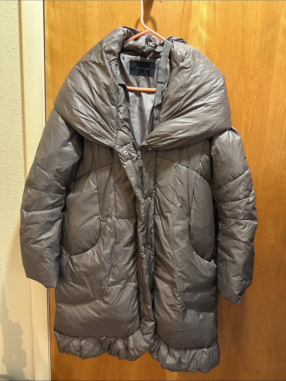 Tahari Coat Size M